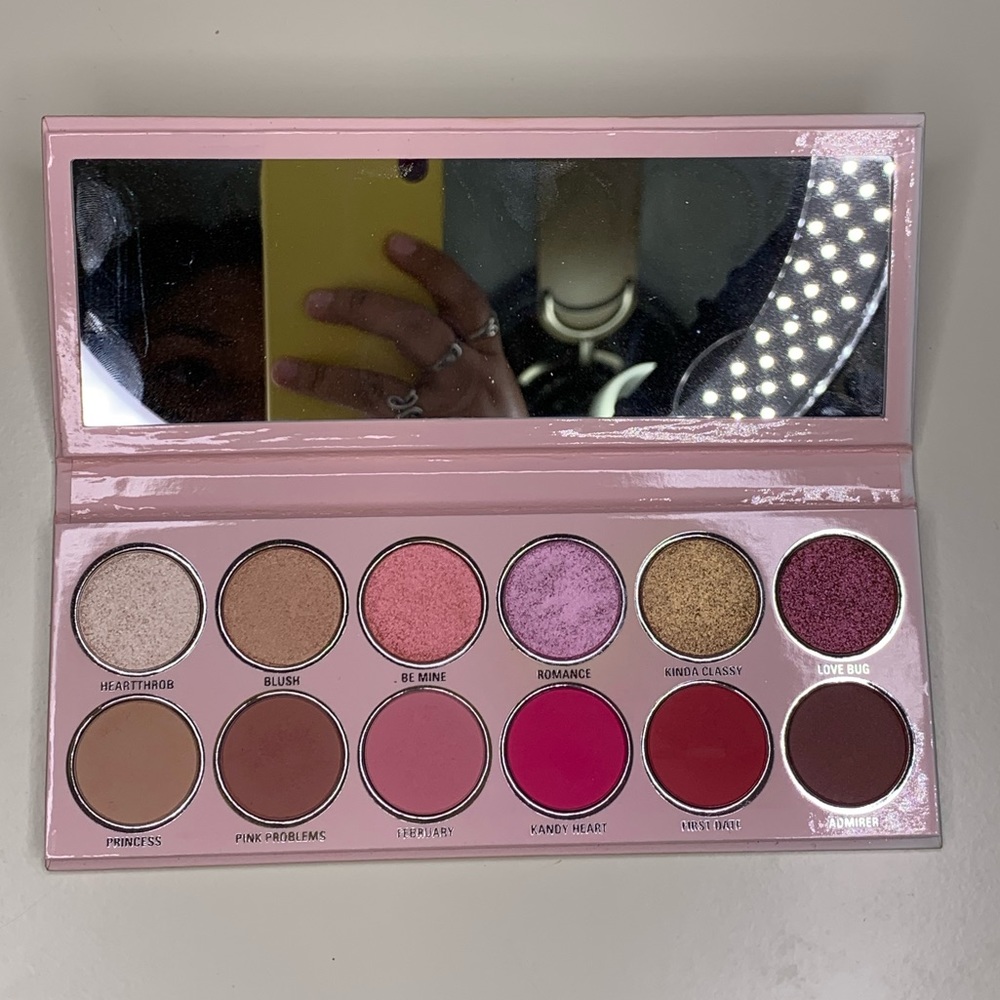 Kylie Cosmetics The Valentine palette